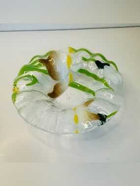 Sydenstricker Fused Glass Floral Candle Holder/Dish 7x1